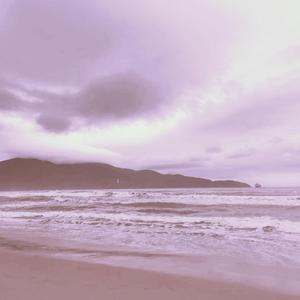 吞丸vero吃人肚子变大
